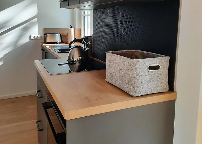 アパート Seeapartment *